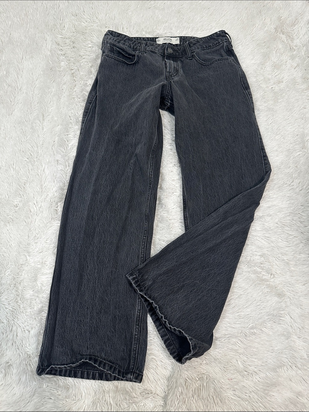 🏰 Hollister Low Rise Baggy Jeans